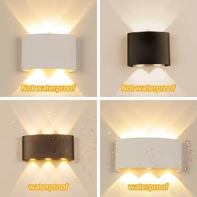 庭園のための屋外壁ランプ LED光源 上下 近代的な外壁スコン