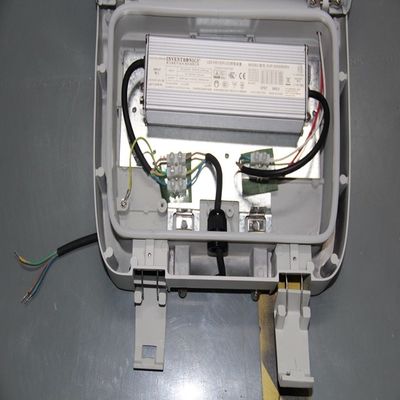 屋外IP65IP66照明 高電力フルワット300W 400W LED路灯 鋳造型アルミホッシング