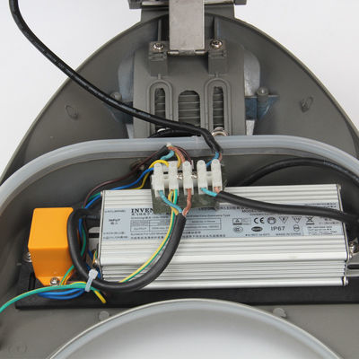 120W 150W 180W 防水LED道路路灯 5 と 70 色表示指数 Ra